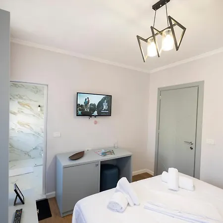 Tier ホテル ティラナ