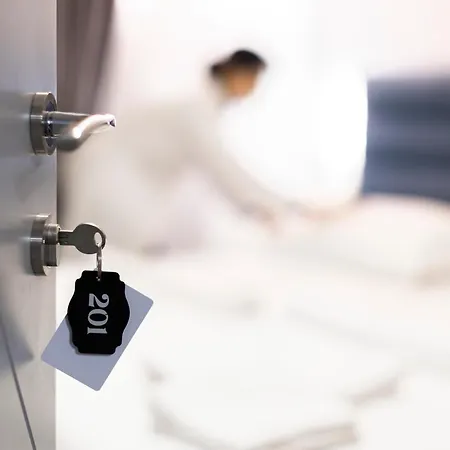 酒店 Tier 地拉那